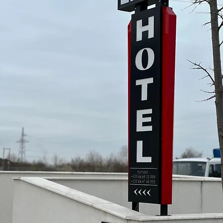 Hoteleri Ervisi Deja's Ford