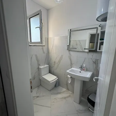 Hotel Hoteleri Ervisi 3*